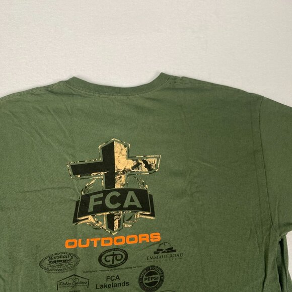Federation Christian Athletes South Carolina Cross Camo Distressed Paint Tee - Picture 8 of 10